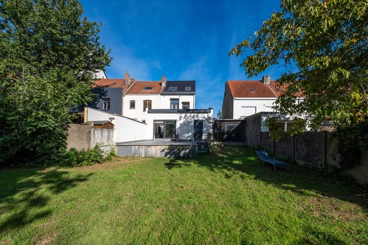 Close to all amenities