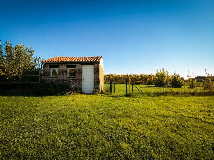Stunning farmhouse-style villa with a heated pool!