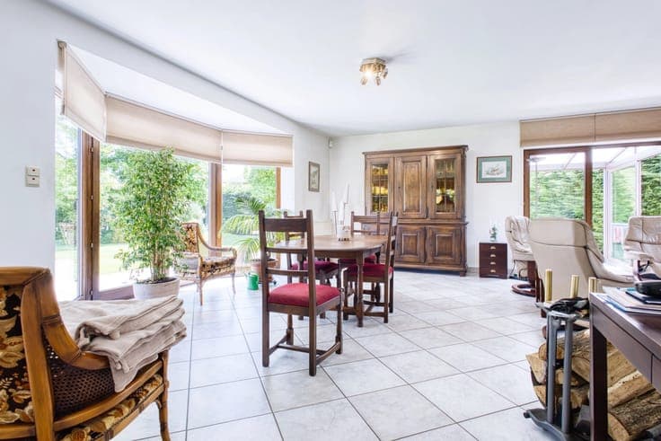 Charming 3-Bedroom Family Home in Wavre with Modern Features
