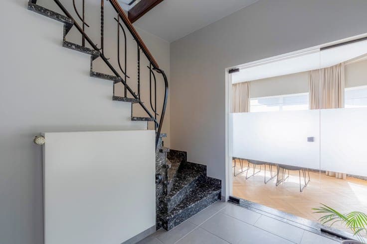 Karaktervolle architectenwoning met bureel in het centrum