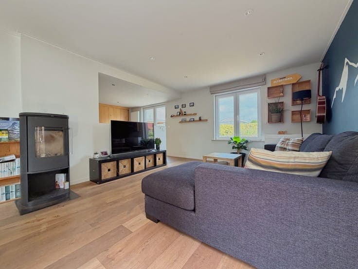 Instapklare, lichtrijke woning (3 slpks) + zonnige tuin