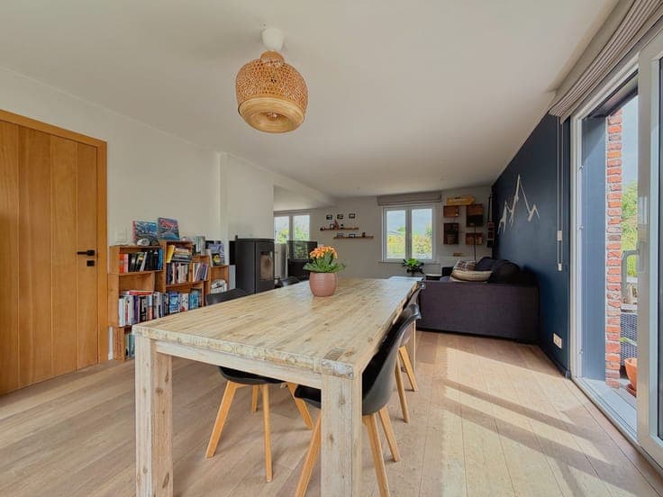 Instapklare, lichtrijke woning (3 slpks) + zonnige tuin