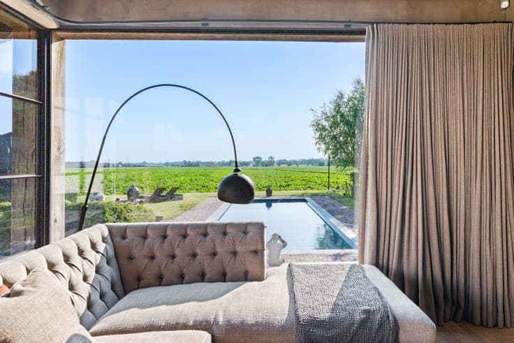Exclusive Country Estate with Stunning Open Views