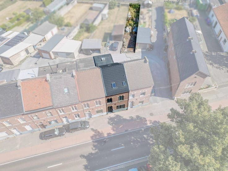 Sale - House Sint-Truiden - 375,000 €