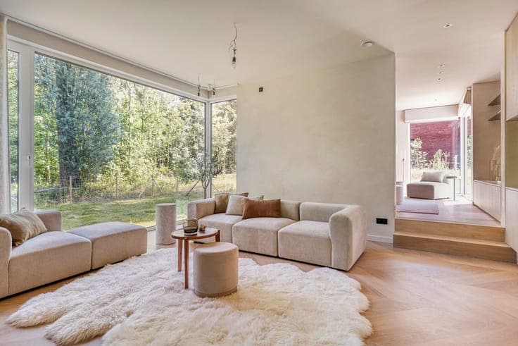 Luxury new-build villa (2025)