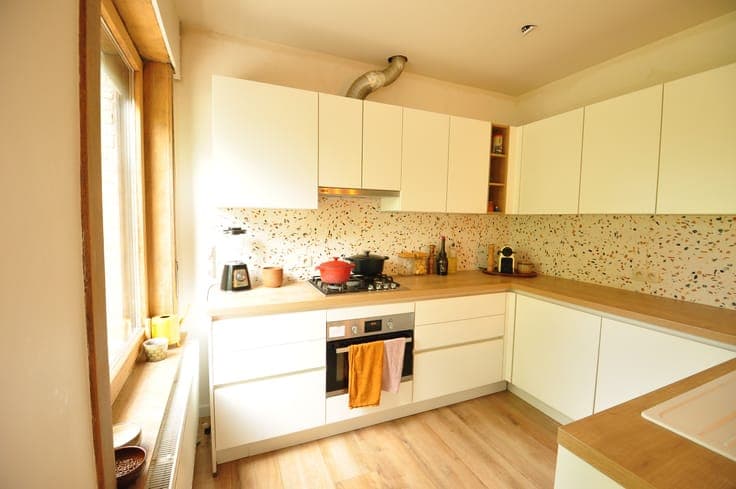 Goed gelegen woning met grote zonnige tuin