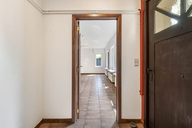 Charmante open bebouwing met 2 slaapkamers, ruime zolder ...
