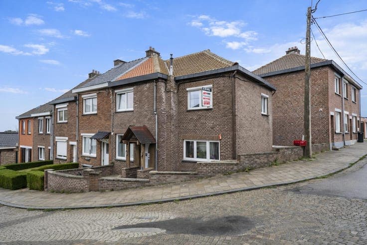 Family 3-facade house with 3 bedrooms in Seraing