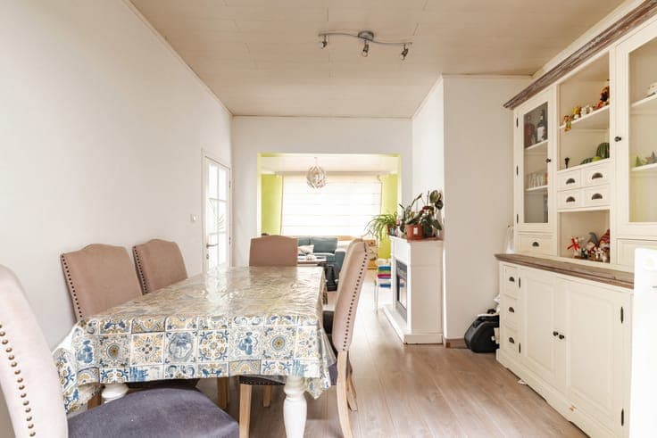 House in Sint-Pieters-Leeuw