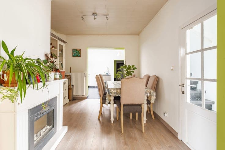 House in Sint-Pieters-Leeuw