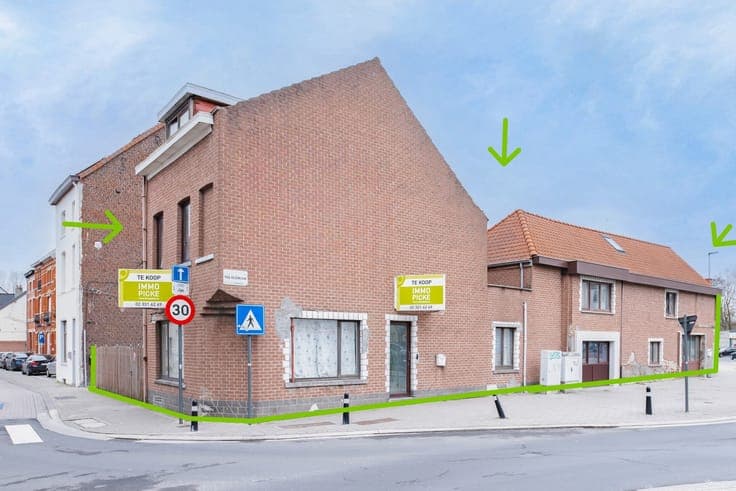 House in Sint-Pieters-Leeuw