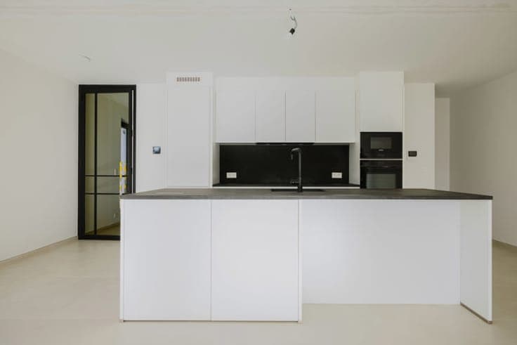 Modern new house with south facing garden in Zottegem