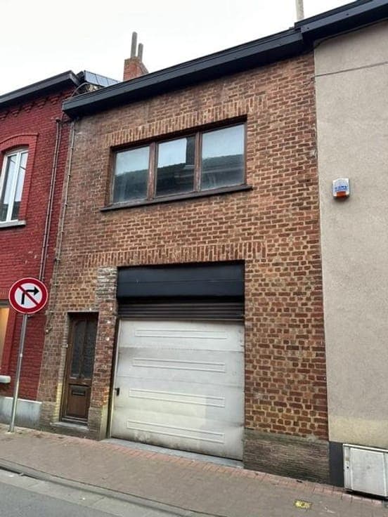 House in Châtelet
