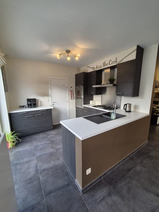 4-Bed House w/ Terrace & Garden - Steenokkerzeel