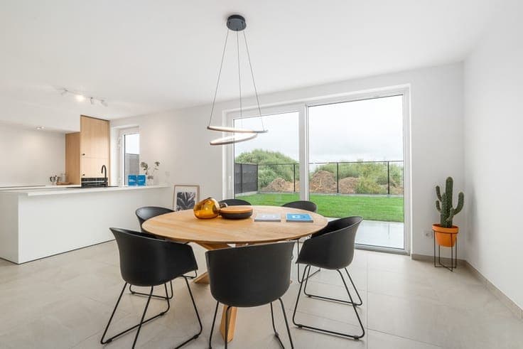 Lichtrijke landelijke nieuwbouwwoningen te Roeselare