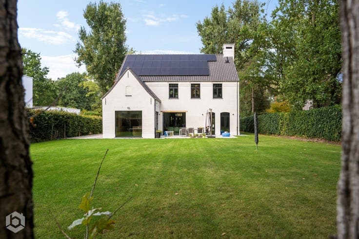 Luxe, energieneutrale villa met 5 slpkrs en prachtige tui...