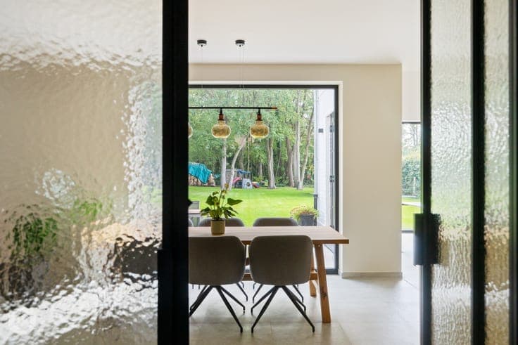 Luxe, energieneutrale villa met 5 slpkrs en prachtige tui...