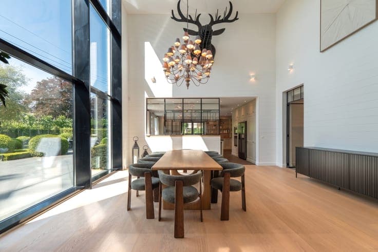 District 7 Fountains - modern house of 2022