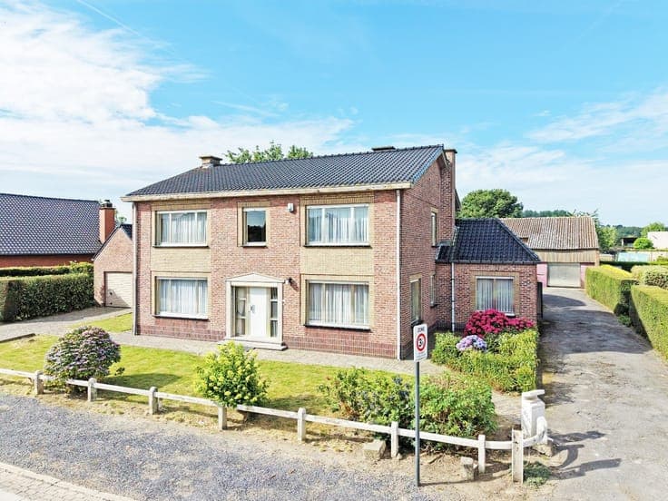 House in Sint-Lievens-Houtem