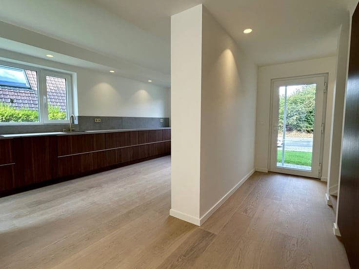 Volledig gerenoveerde villa met EPC A in gegeerde wijk Te...