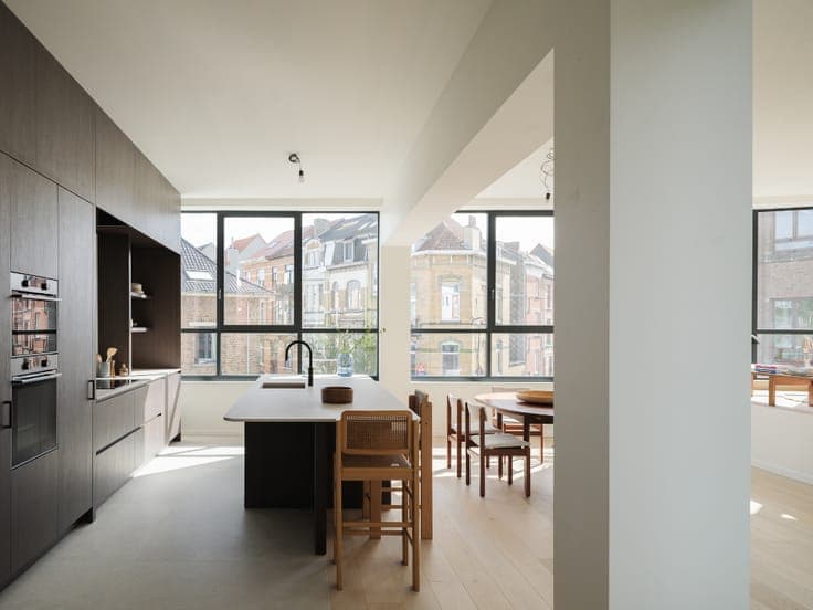 Uniek townhouse-appartement met o.m. 4 slaapkamers, 3 bad...