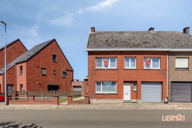 House in Sint-Lievens-Houtem