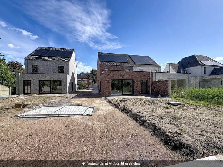 Sale - House Lommel - 565,000 €