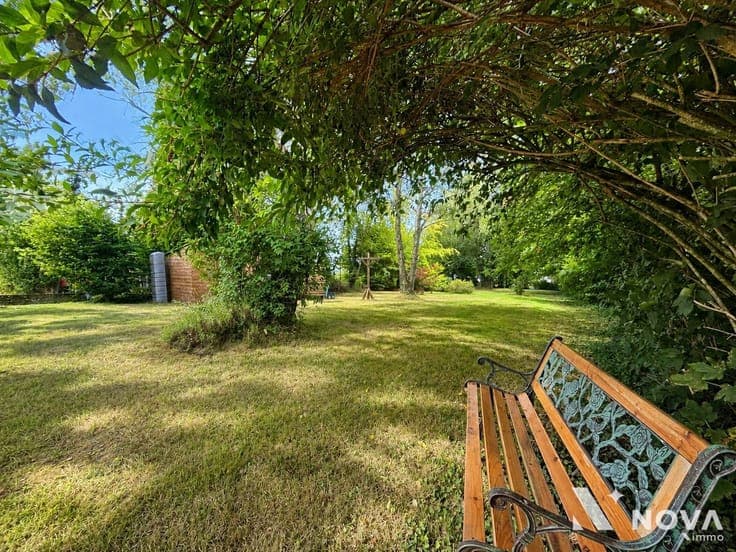House in Pont-À-Celles