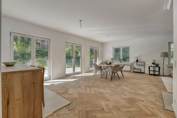 Beautiful classic villa in a quiet residential area