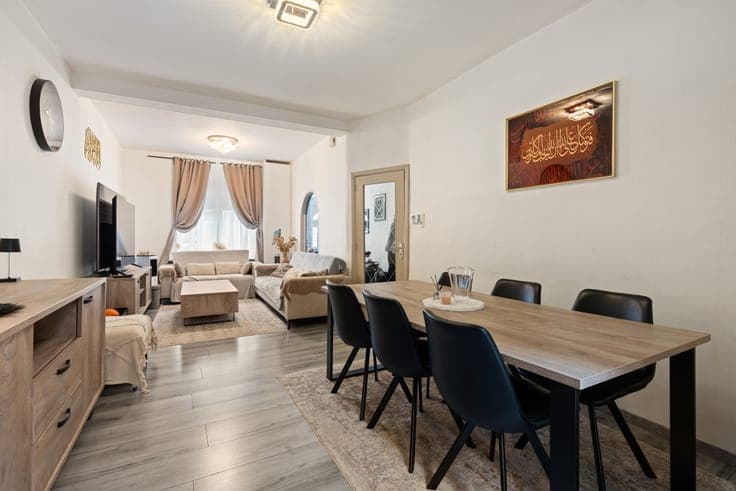 Family home for sale in Sint-Niklaas