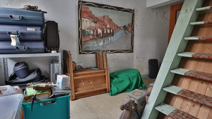 Karaktervolle hoekwoning met enorm potentieel in hartje D...