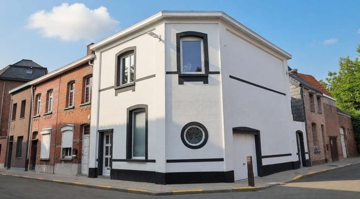Karaktervolle hoekwoning met enorm potentieel in hartje D...