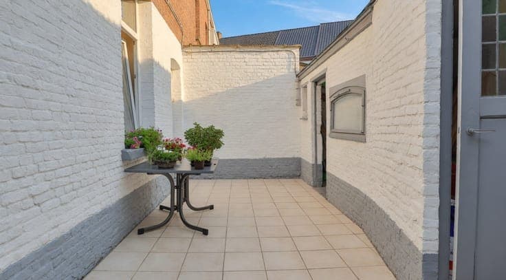 Karaktervolle hoekwoning met enorm potentieel in hartje D...
