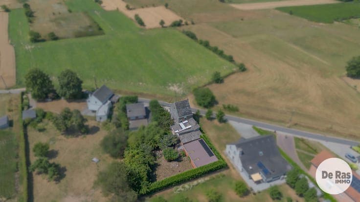 HAALTERT - Unieke renovatiekans op een groene locatie