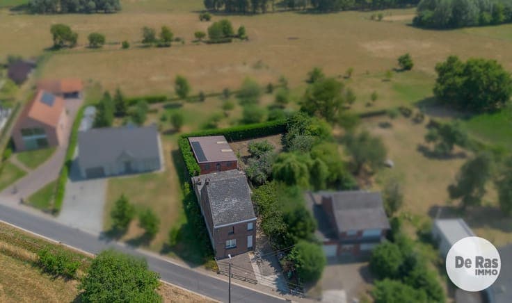 HAALTERT - Unieke renovatiekans op een groene locatie