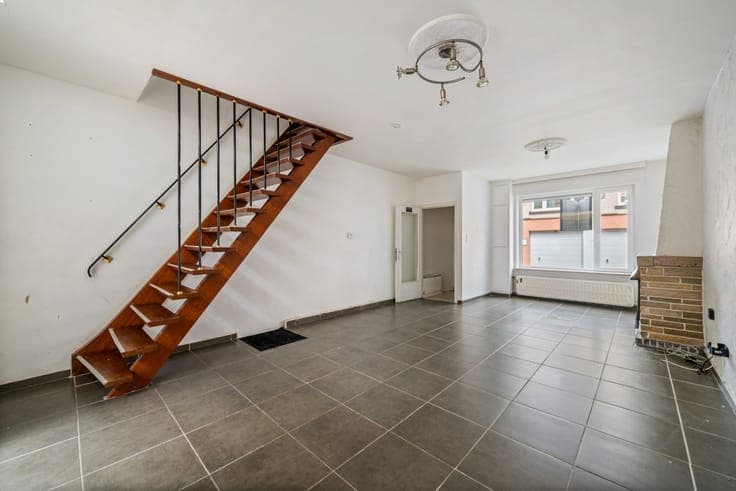 Ready-to-move-in house with 3 bedrooms in the center of Men