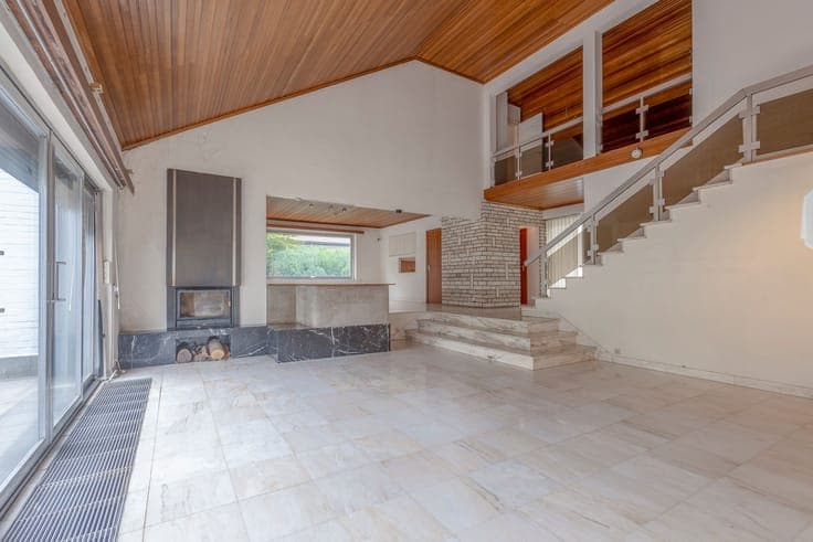 Iconic 1970s villa in the heart of Dilbeek