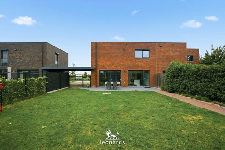 Recent Energy-Efficient Home in Eke