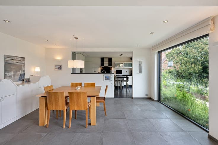 Villa with panoramic view on 32 ares (+ meadow)