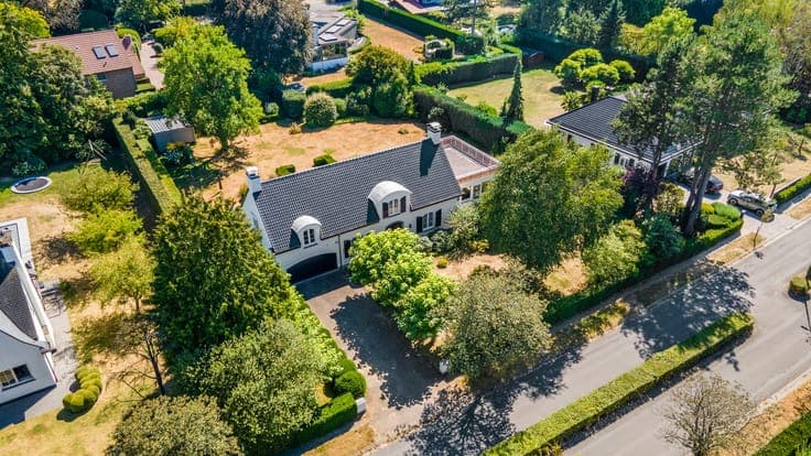 Villa met zuidtuin op toplocatie