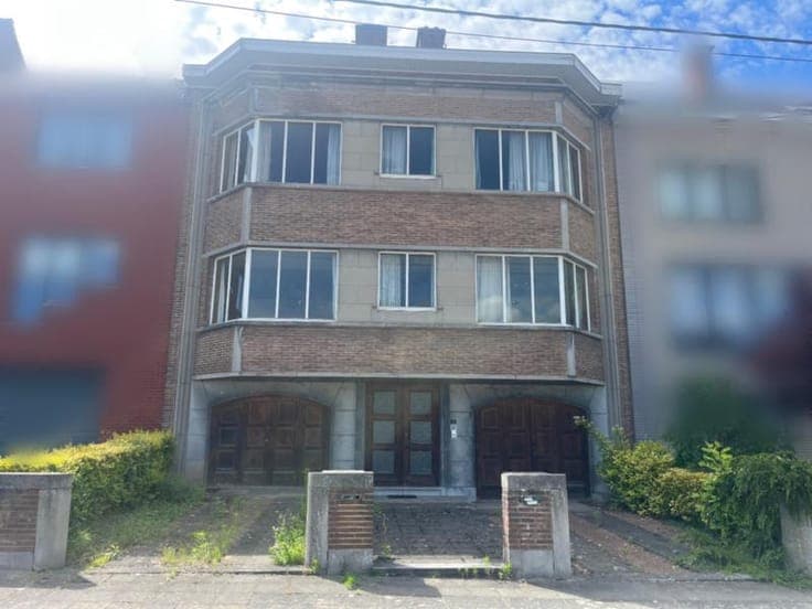 House in Mont-sur-Marchienne