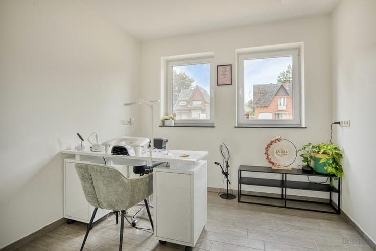 Gezinswoning met loods te koop in Heppen, Leopoldsburg