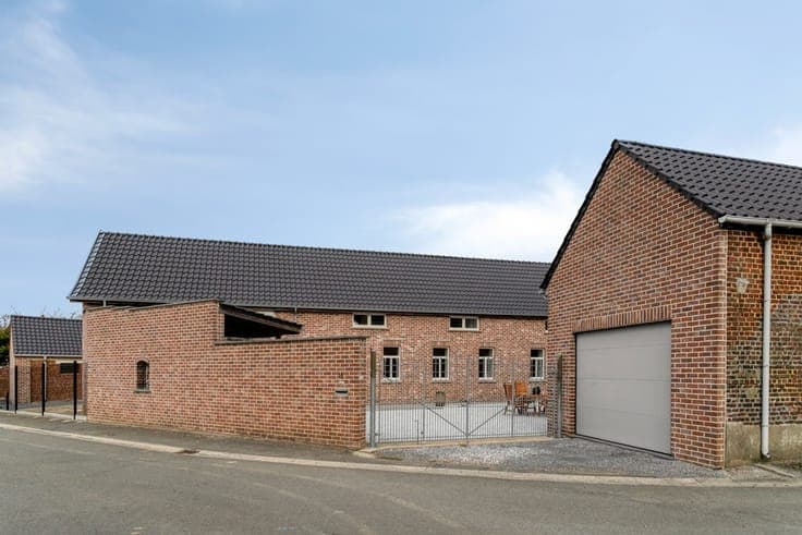 Hoeve met vergunning nabij Het Burreken!