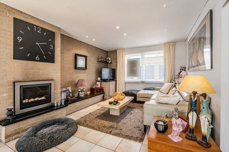 Spacious family home in Bredene with option to purchase gar…