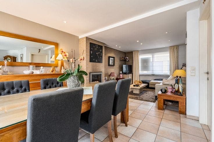 Spacious family home in Bredene with option to purchase gar…