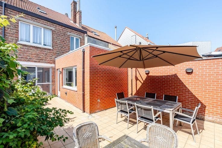 Spacious family home in Bredene with option to purchase gar…