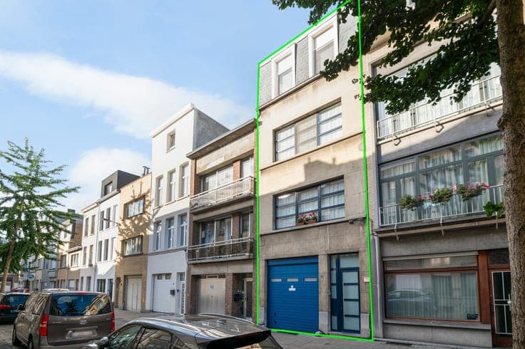 Ruime stadswoning met 4-5 slaapkamers, garage, sauna en b...