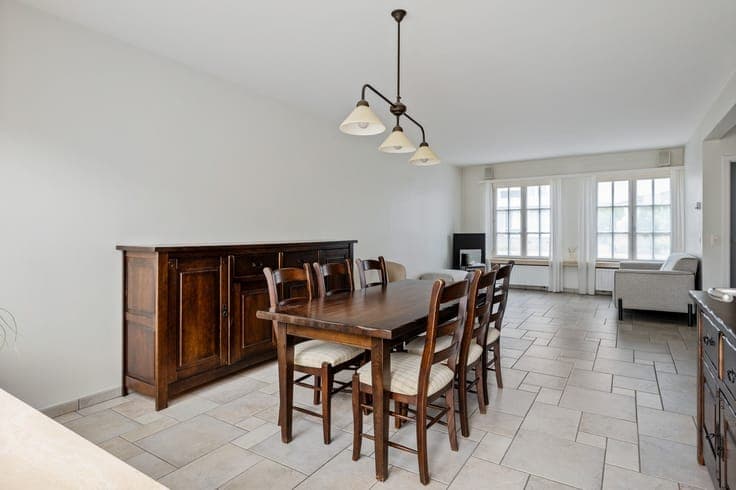 Gezellige woning met 3 slaapkamers en 2 garages te Lier