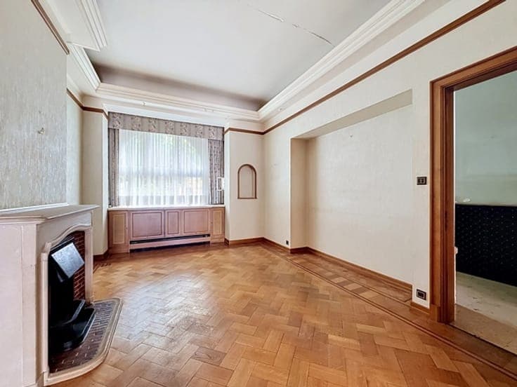 ANDERLECHT - Unique property of +/- 705m² + garden