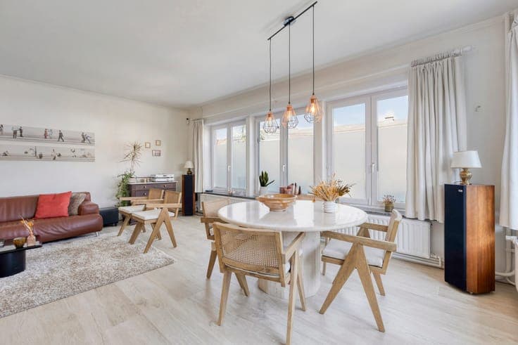 Charming villa in a prime location with a spacious garage